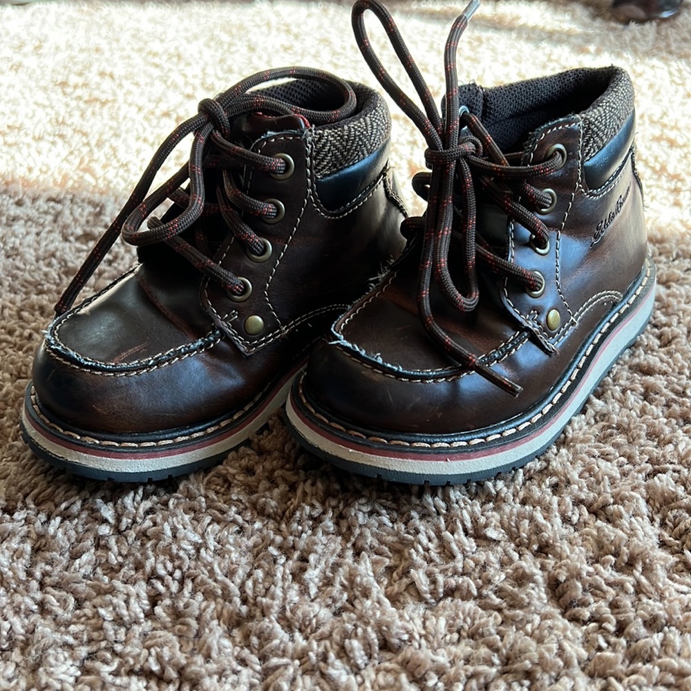 Eddie Bauer brown high top boots